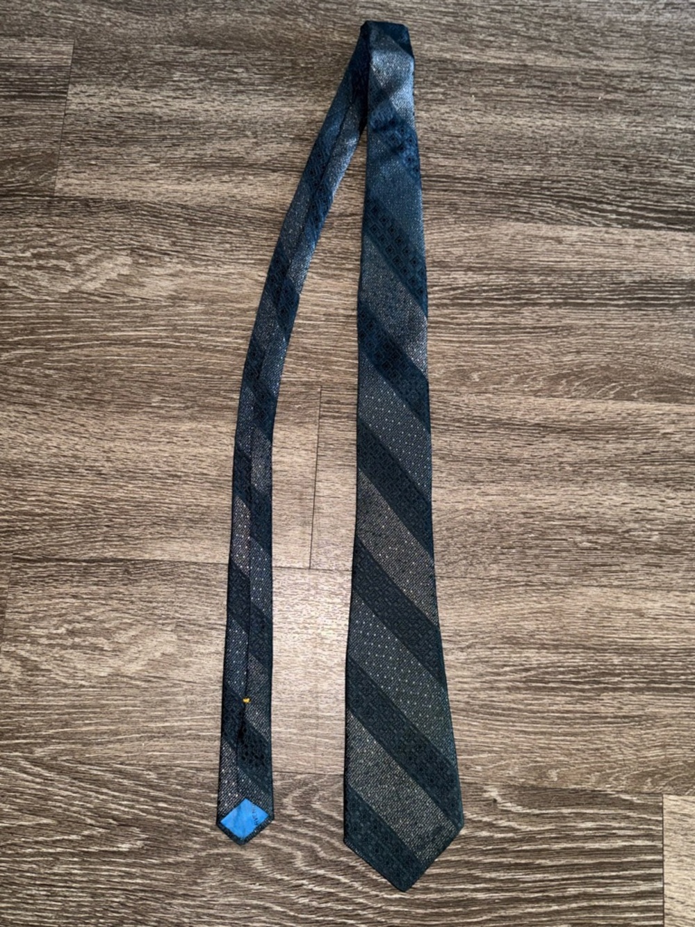 Saks 5th Ave Blue/Teal Tie